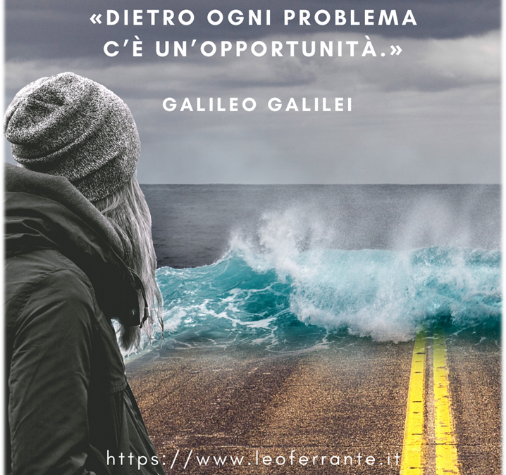 Pensiero laterale: soluzione al problema dell’orologio digitale e tecnica di sospensione del giudizio.